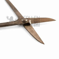 RYUGA Tijera pequeña 179 mm inox.